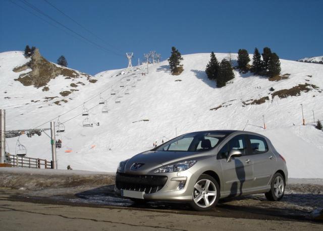 http://www.forum-peugeot.com/Forum/mesimages/20489/308 de Guillj - 28.jpg